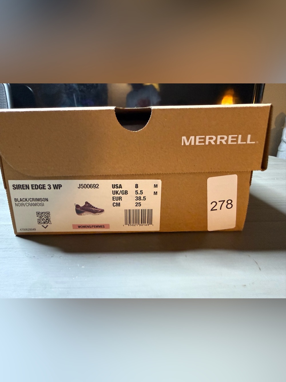 Women's Siren Edge 3 Waterproof in Black/Crimson Size 8 NEW IN BOX - Picture 3 of 8